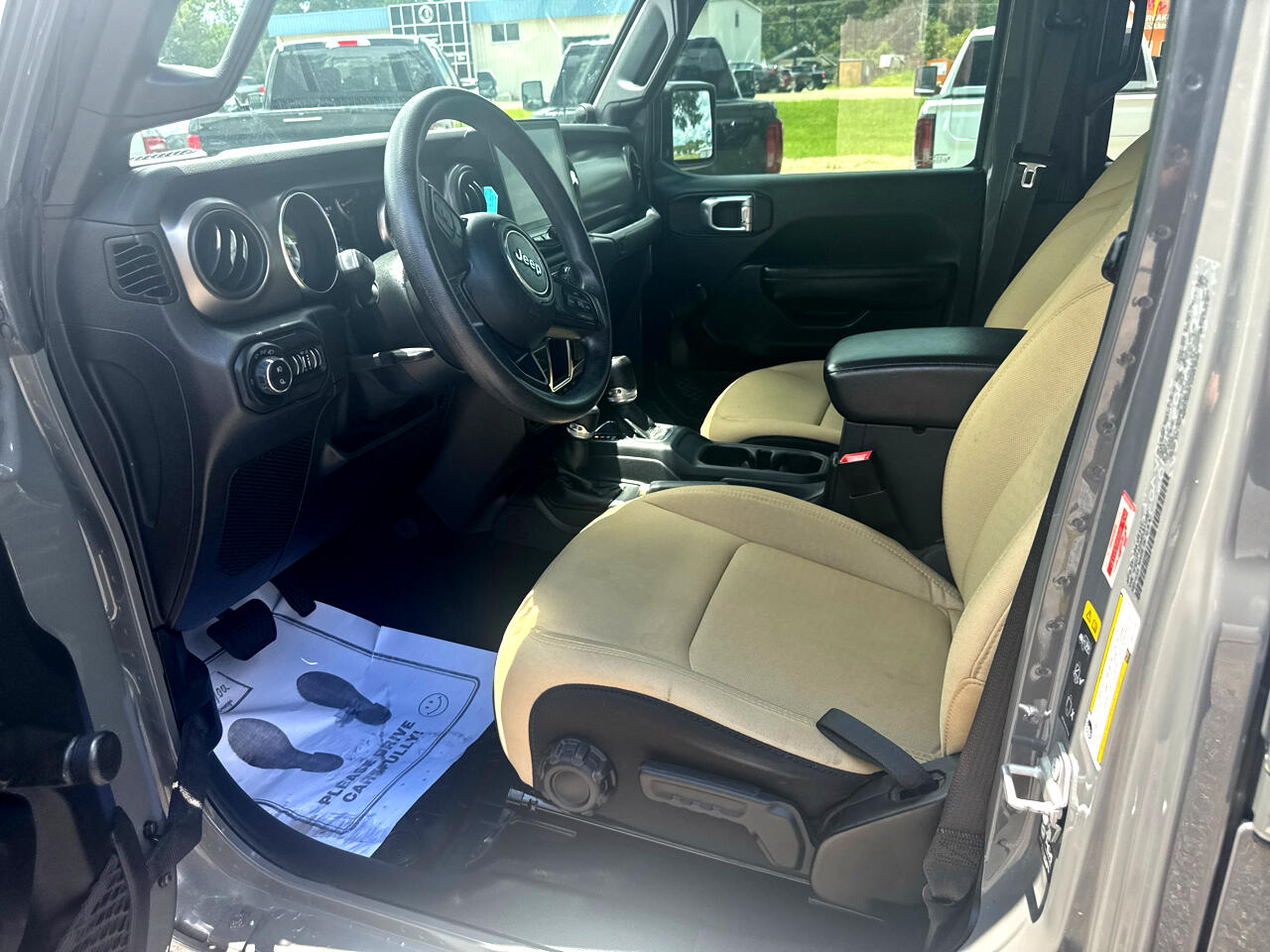 Jeep Gladiator Sport 2021