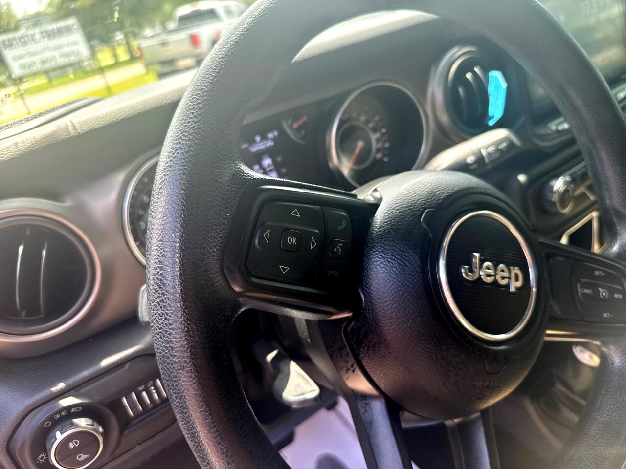 Jeep Gladiator Sport 2021