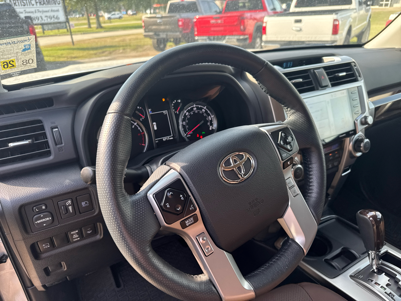 Toyota 4Runner Limited 2WD 2024