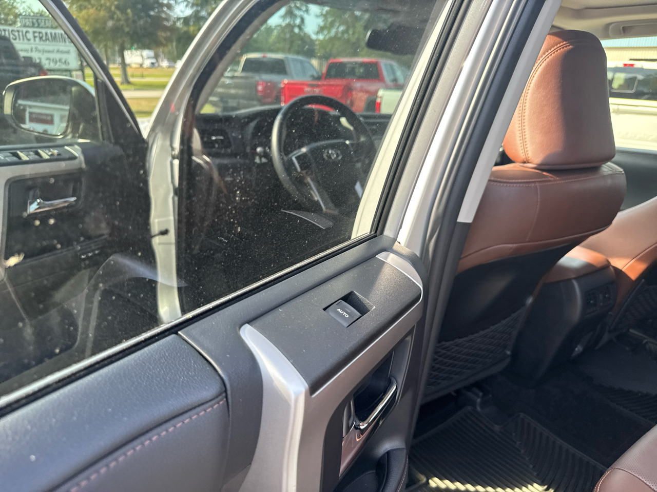 Toyota 4Runner Limited 2WD 2024