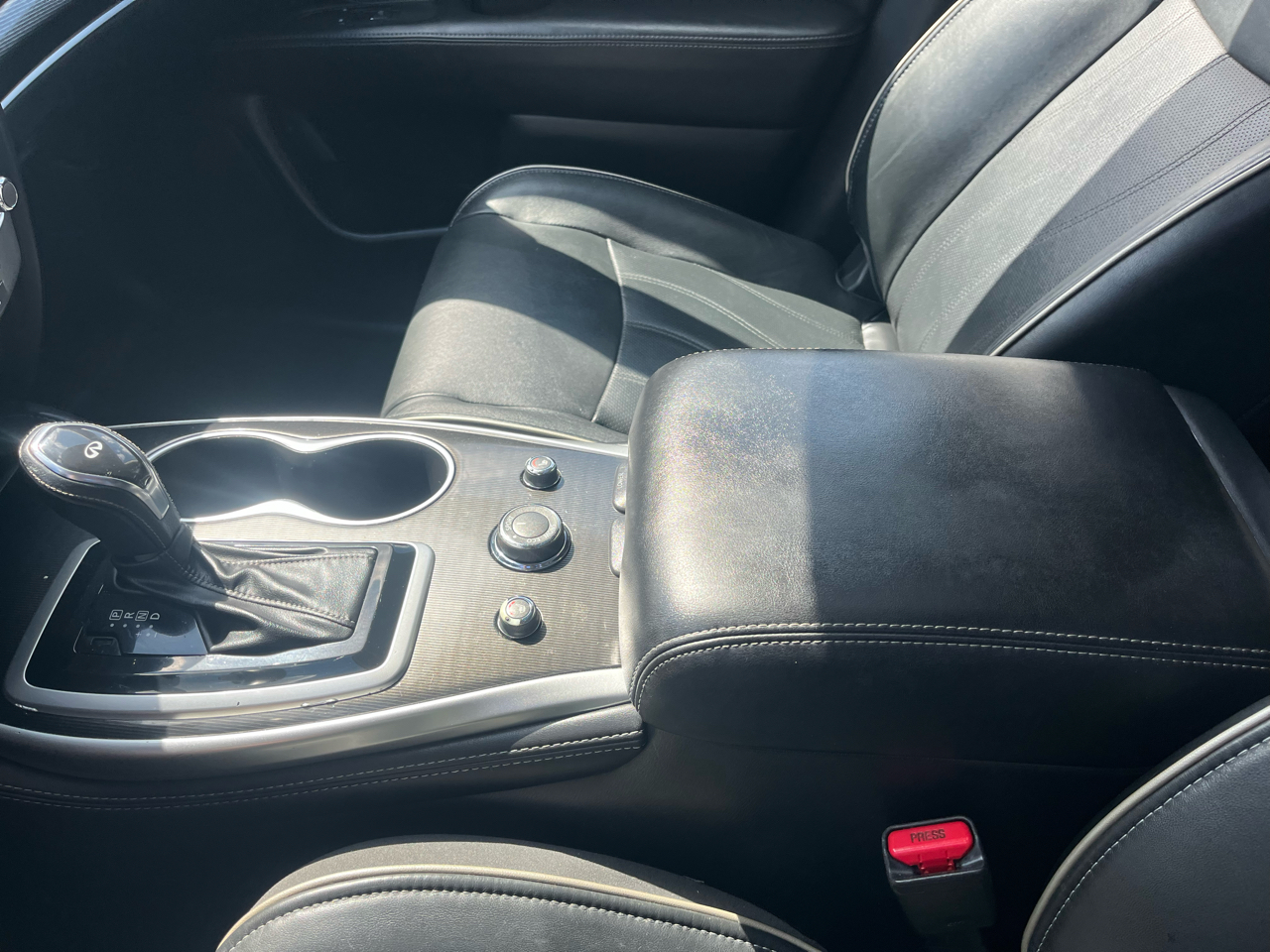 Infiniti QX60 Base FWD 2018