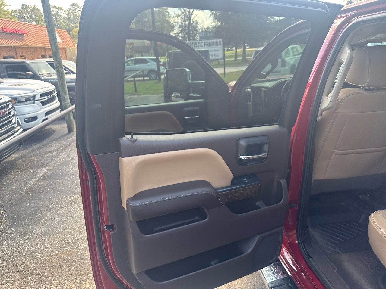 GMC Sierra 2500HD Denali Crew Cab 4WD 2019