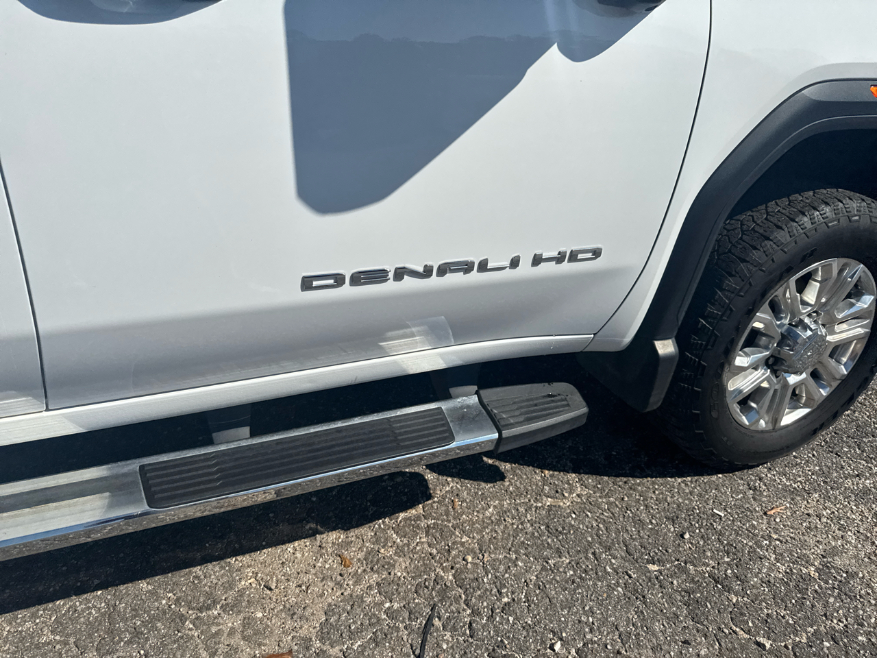 GMC Sierra 2500HD Denali Crew Cab 4WD 2020