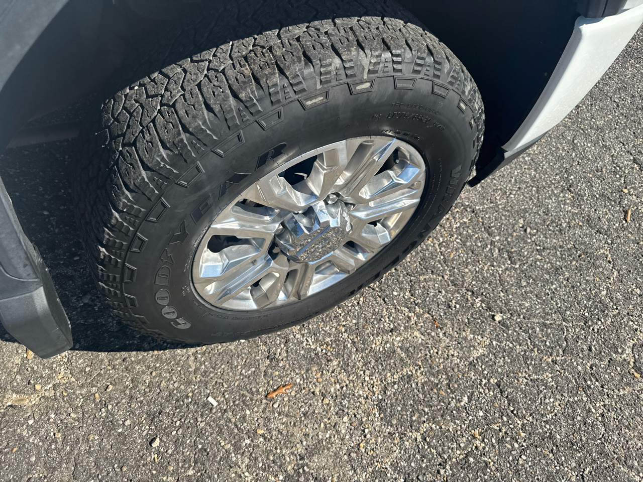 GMC Sierra 2500HD Denali Crew Cab 4WD 2020