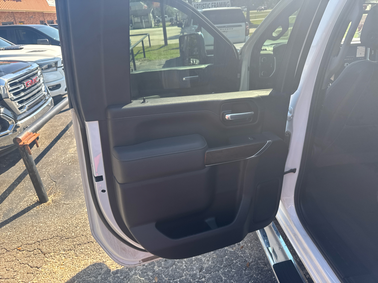 GMC Sierra 2500HD Denali Crew Cab 4WD 2020