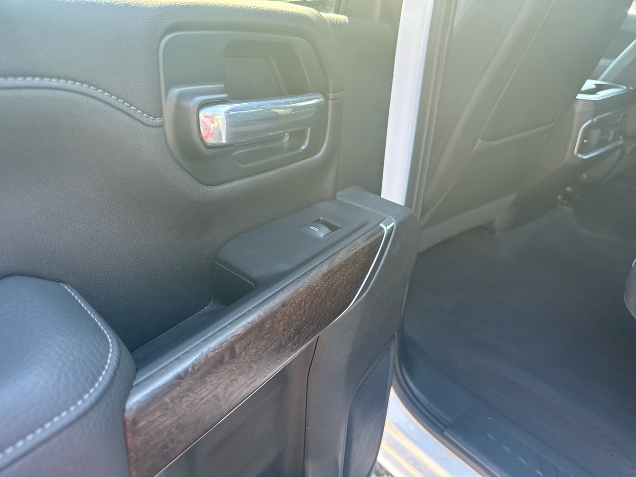 GMC Sierra 2500HD Denali Crew Cab 4WD 2020