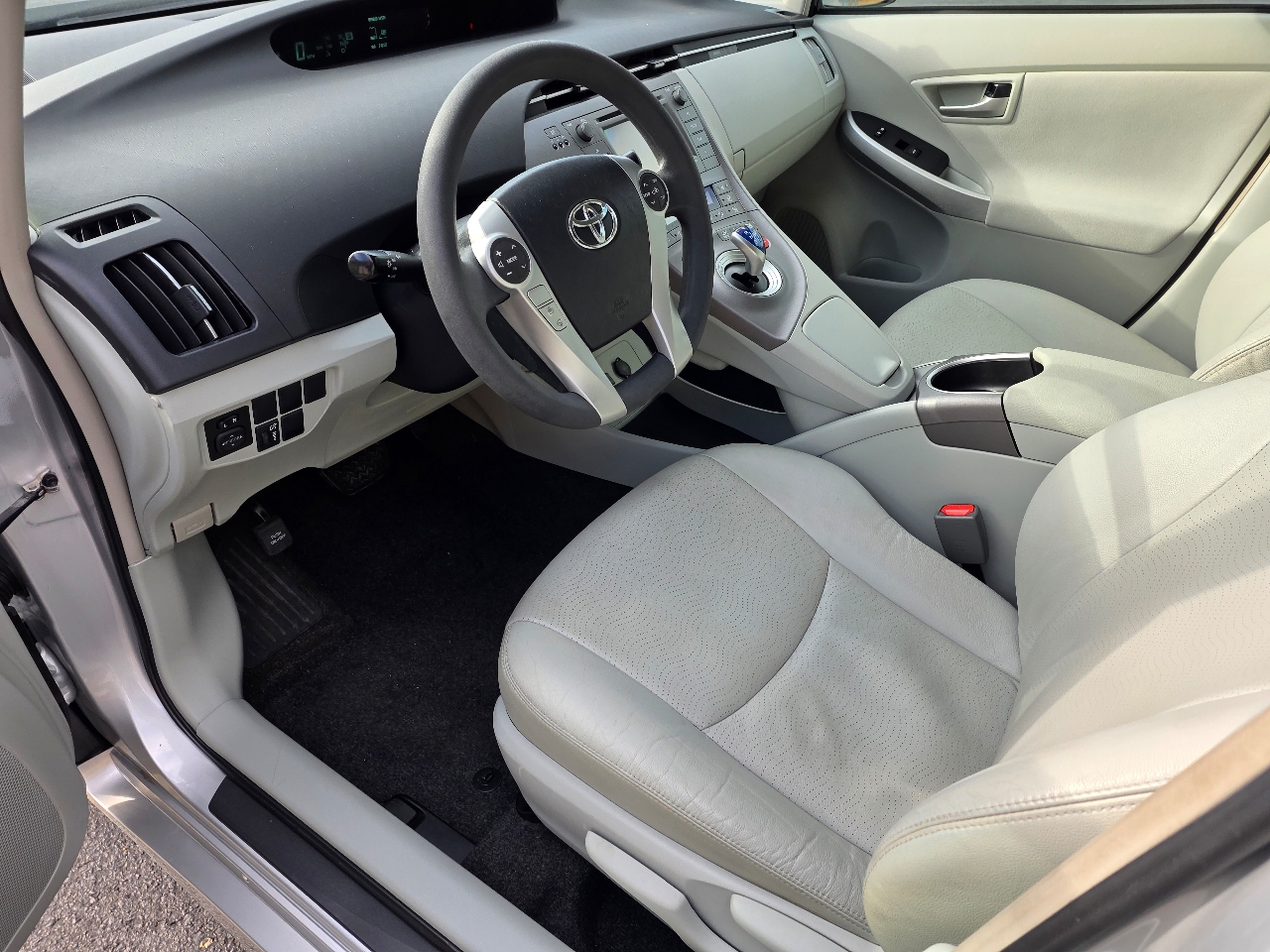 Toyota Prius  2015 Toyota Prius  2015