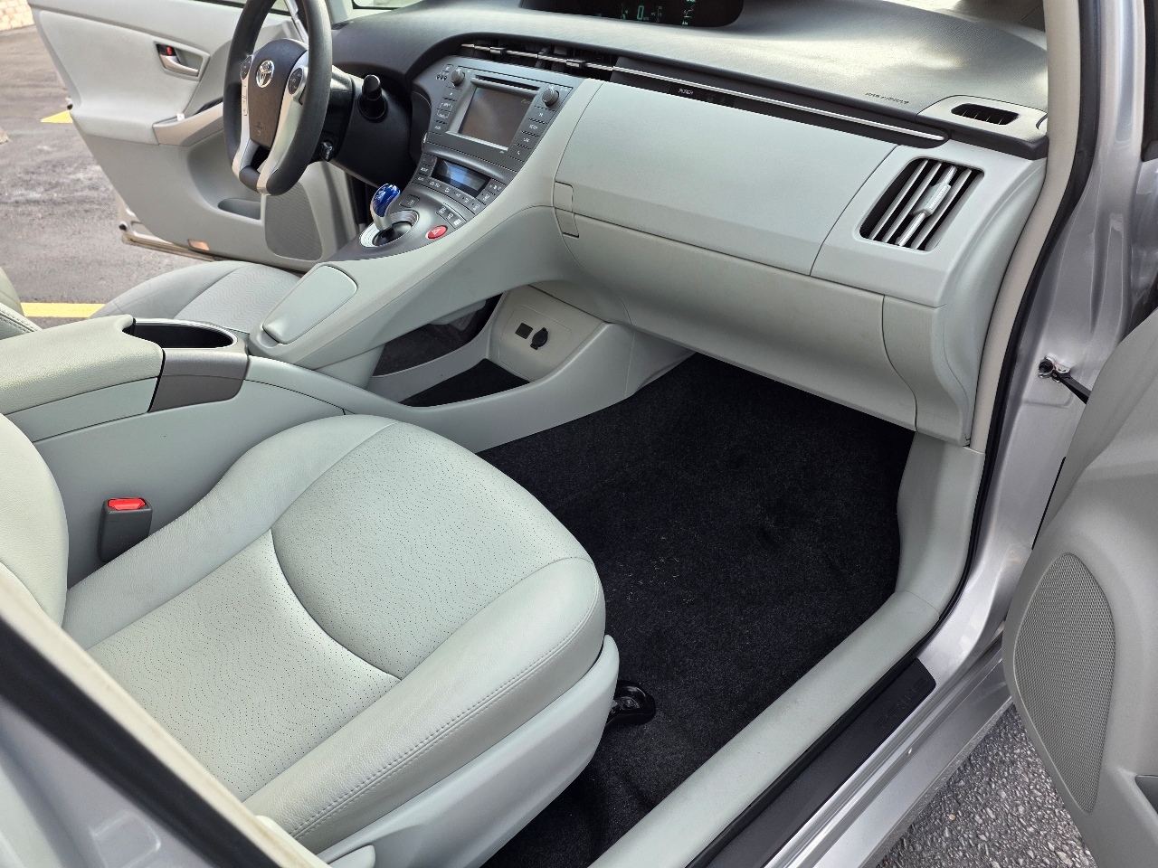 Toyota Prius  2015 Toyota Prius  2015