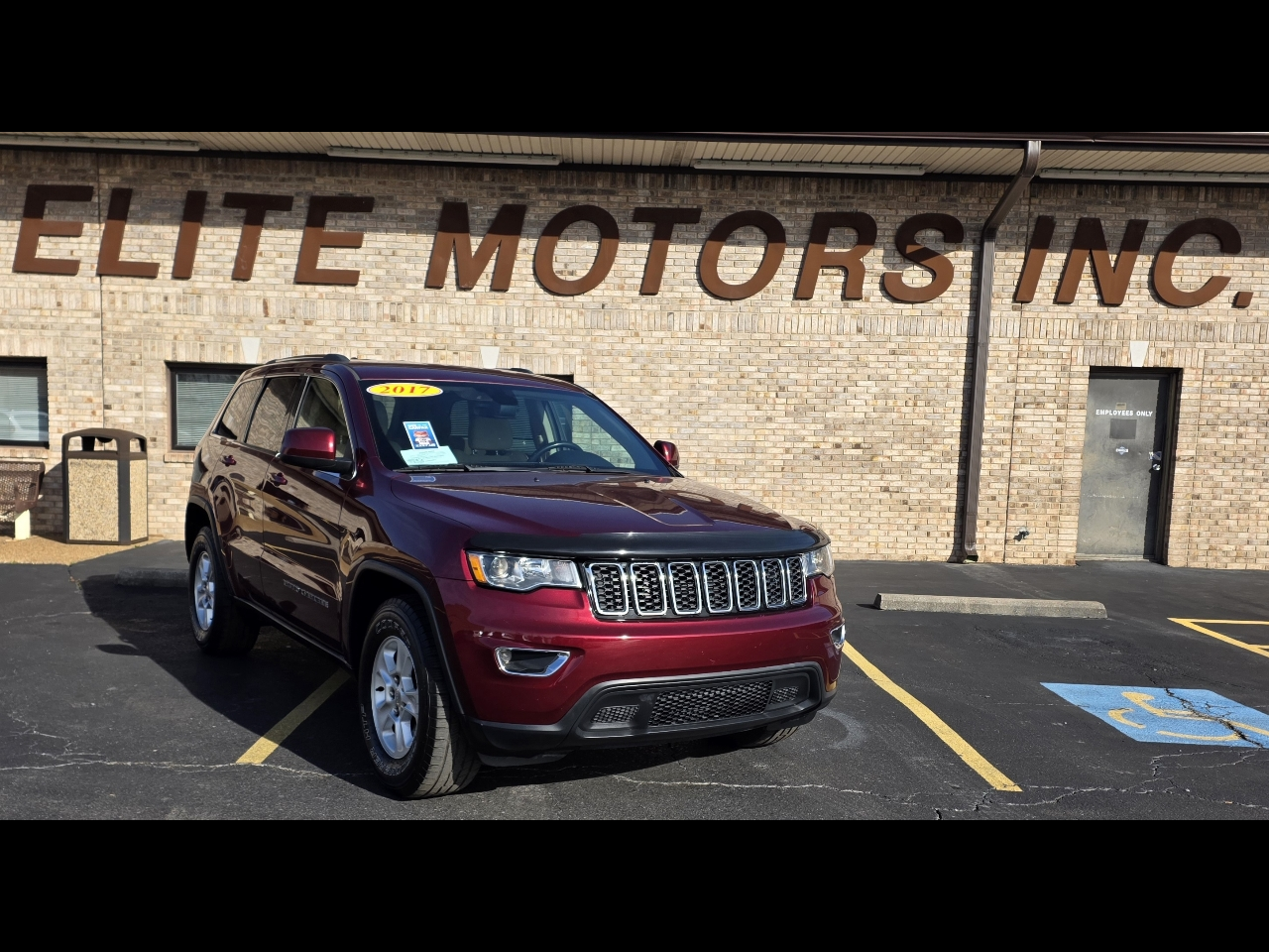 2017 Jeep Grand Cherokee LAREDO