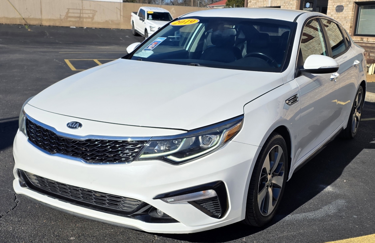 Kia Optima  2019