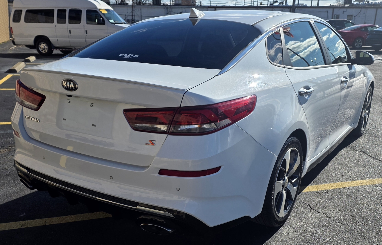 Kia Optima  2019