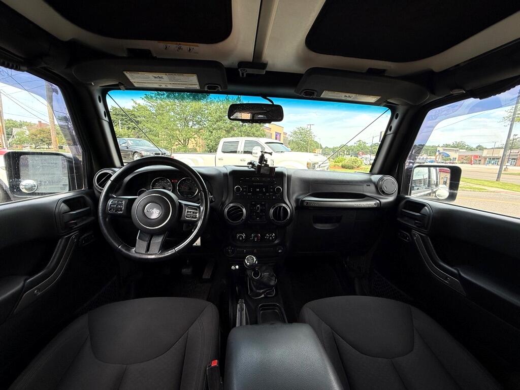 Jeep Wrangler Unlimited Sport 4WD 2015