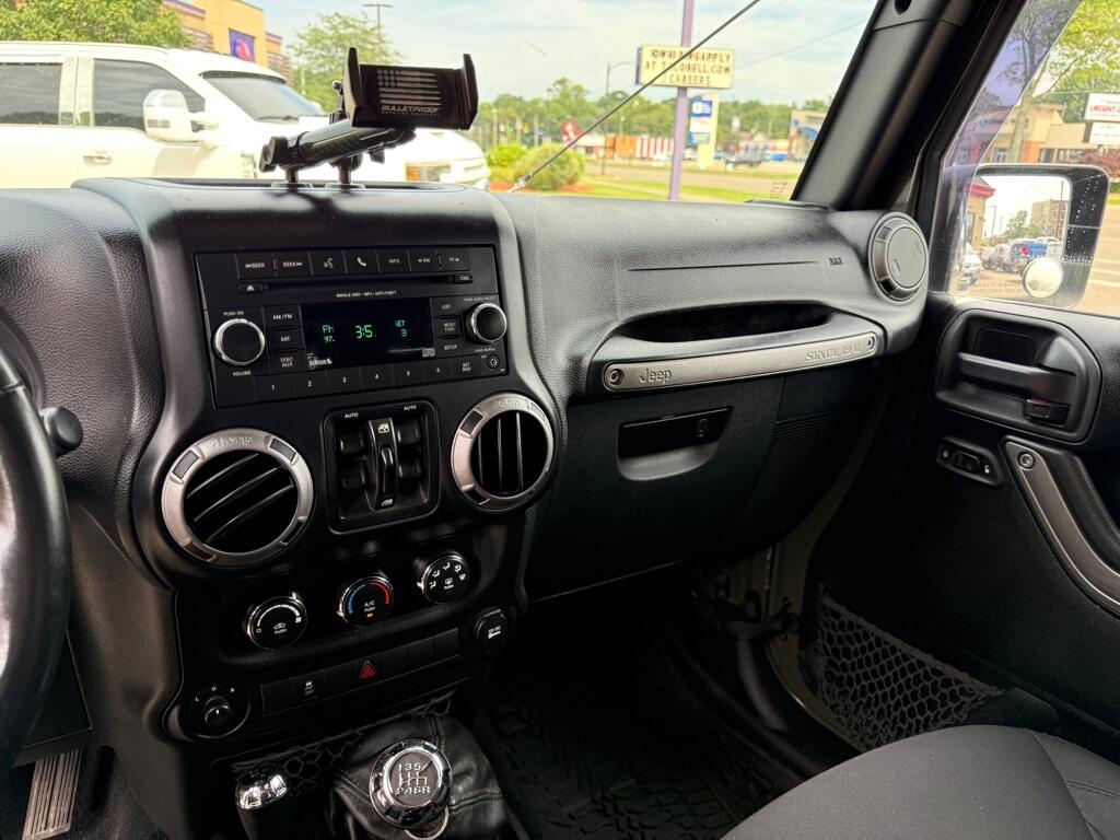 Jeep Wrangler Unlimited Sport 4WD 2015