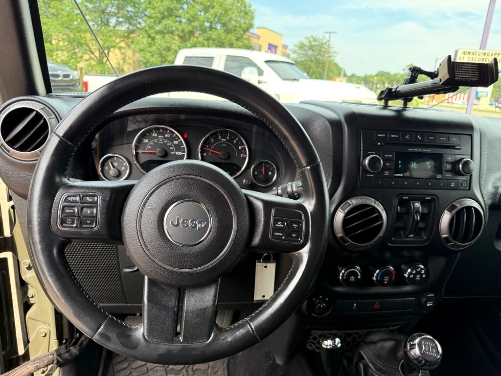 Jeep Wrangler Unlimited Sport 4WD 2015