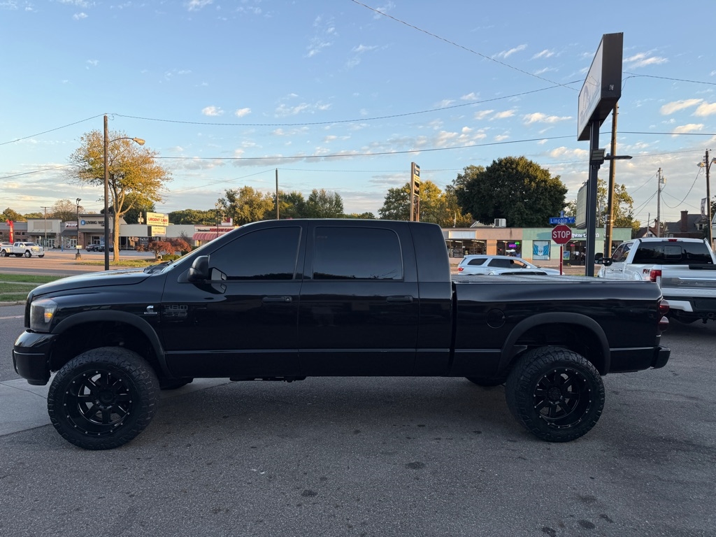 Dodge Ram 3500 Laramie Mega Cab 4WD DRW 2008