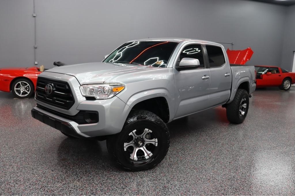 2019 Toyota Tacoma SR 4WD photo