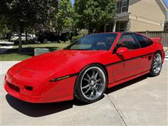 1988 Pontiac Fiero  1988 Pontiac Fiero