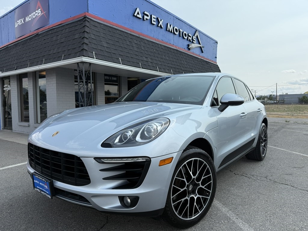 2017 Porsche Macan AWD 4dr Turbo