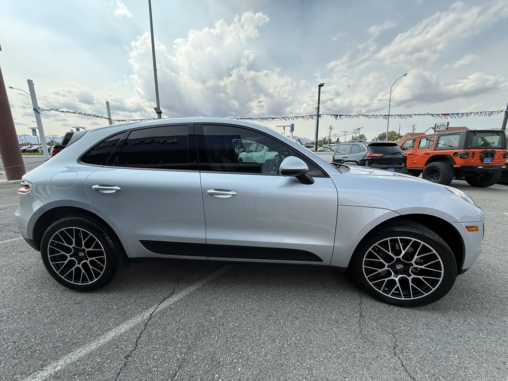 Porsche Macan AWD 4dr Turbo 2017