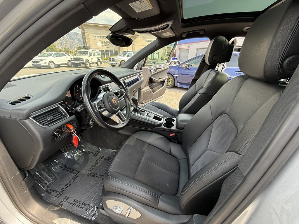 Porsche Macan AWD 4dr Turbo 2017