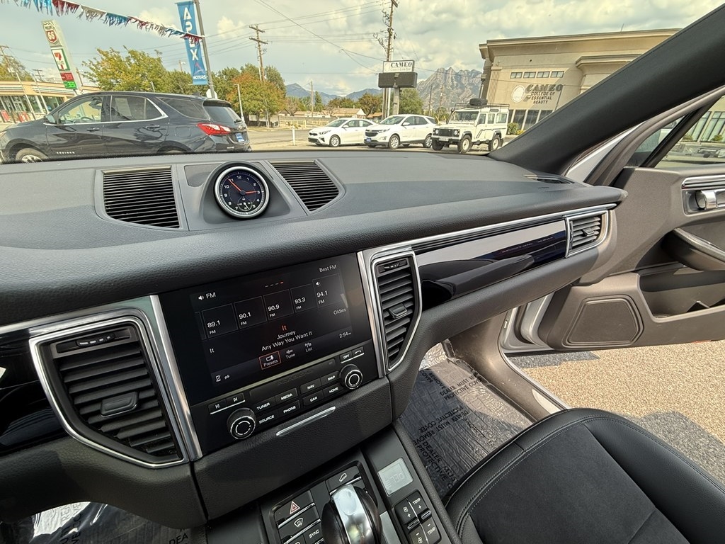 Porsche Macan AWD 4dr Turbo 2017