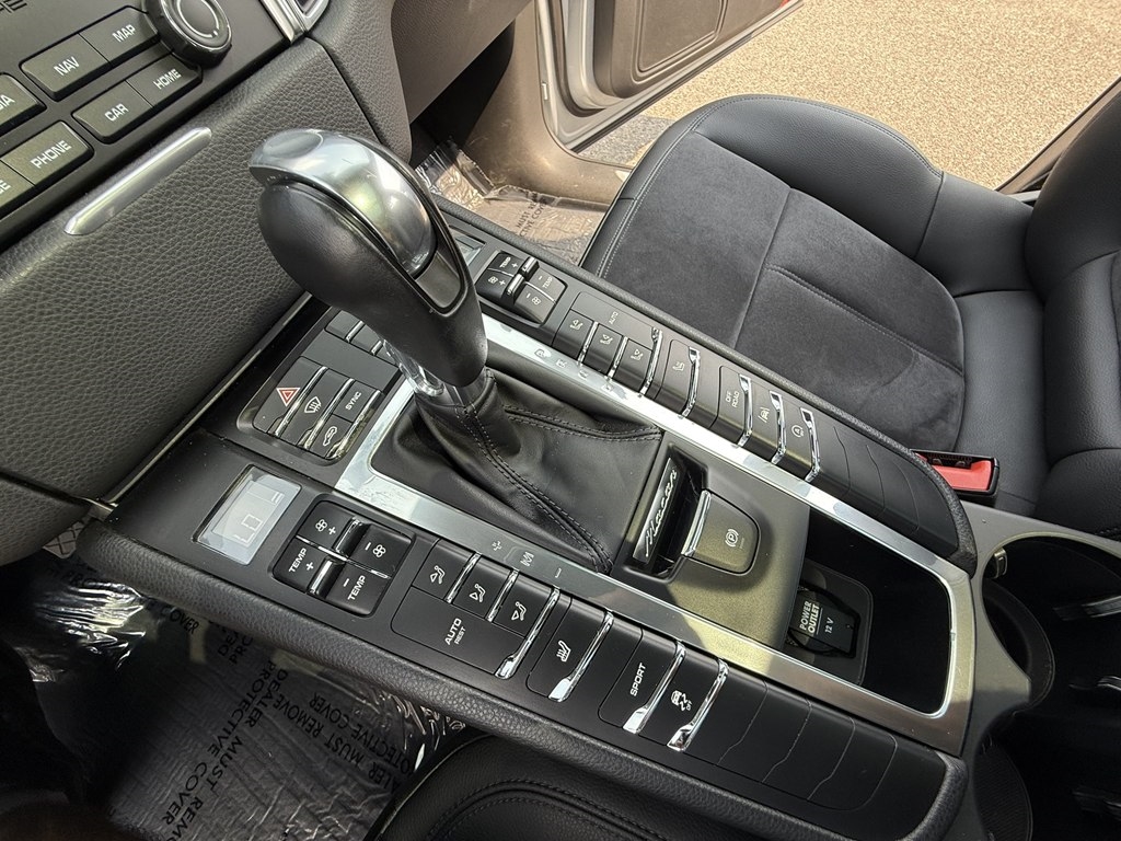 Porsche Macan AWD 4dr Turbo 2017