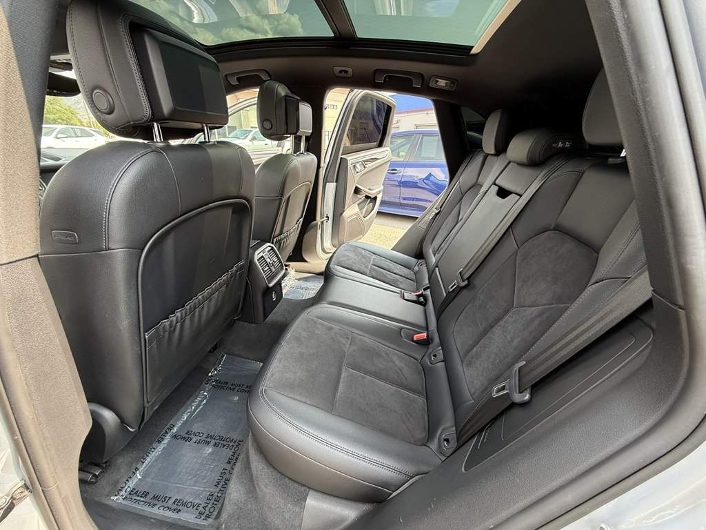 Porsche Macan AWD 4dr Turbo 2017