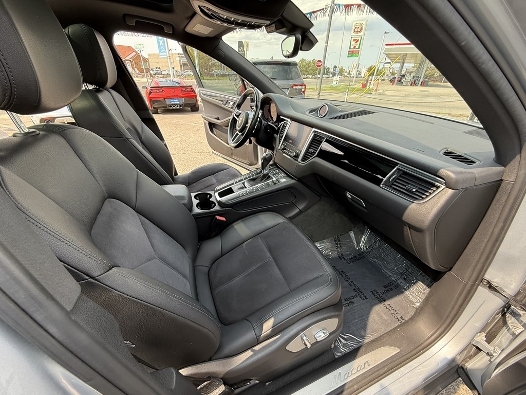 Porsche Macan AWD 4dr Turbo 2017