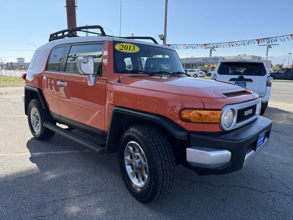 Toyota FJ Cruiser 4WD MT 2013