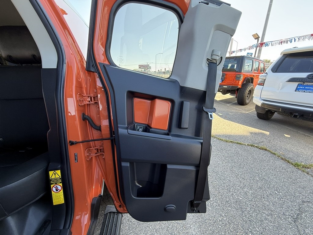 Toyota FJ Cruiser 4WD MT 2013