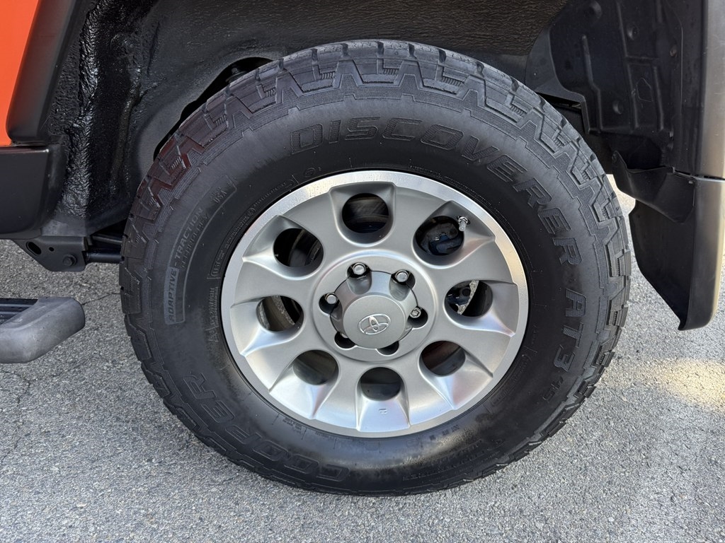 Toyota FJ Cruiser 4WD MT 2013
