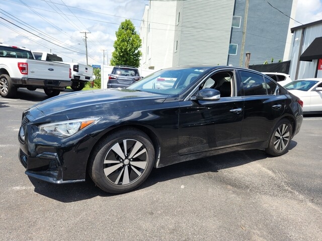 Infiniti Q50  2018