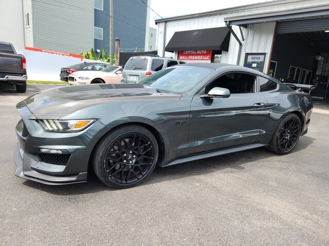 2015 Ford Mustang GT photo 2