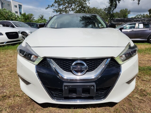 2017 Nissan Maxima SL photo 2