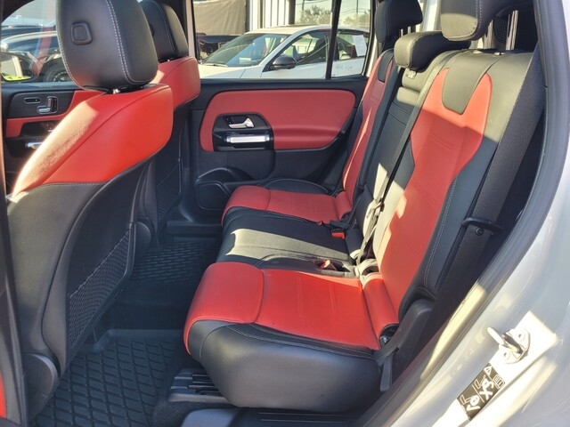 Mercedes-Benz GLB-Class  2021