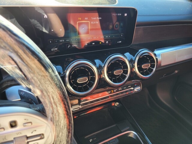 Mercedes-Benz GLB-Class  2021