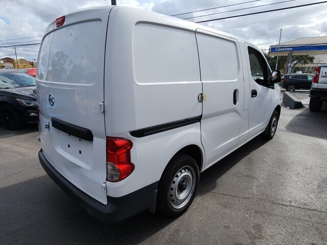 Nissan NV200  2018