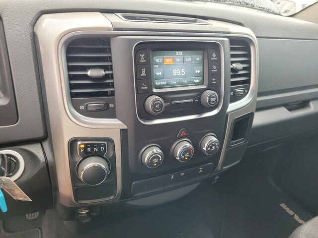 RAM 1500 Classic Tradesman Crew Cab SWB 2WD 2019