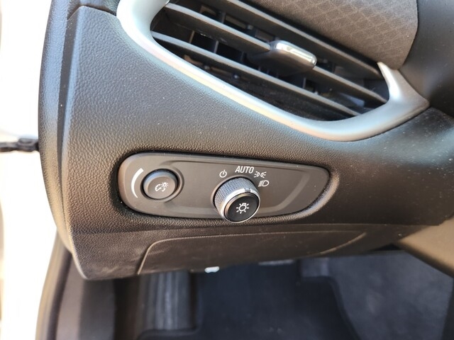 Chevrolet Malibu  2022