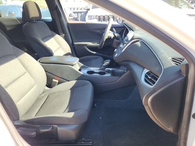 Chevrolet Malibu  2022