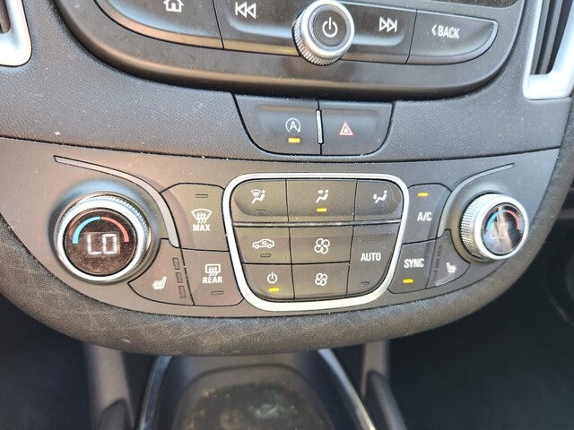 Chevrolet Malibu  2022