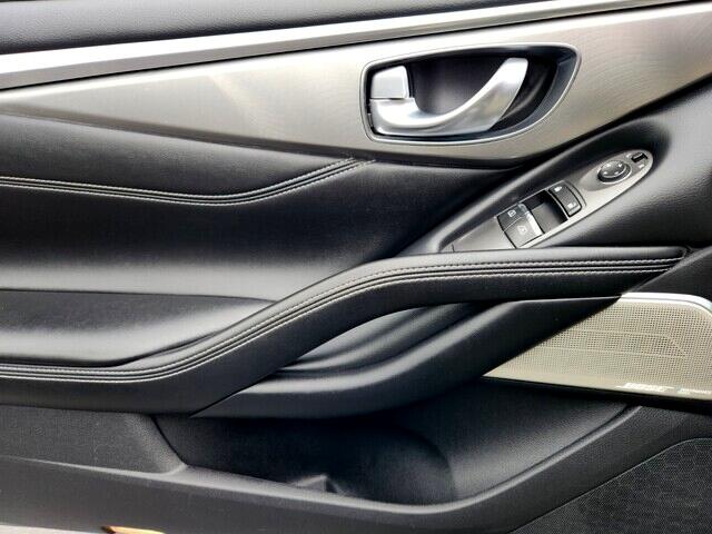 Infiniti Q60 3.0t LUXE 2018