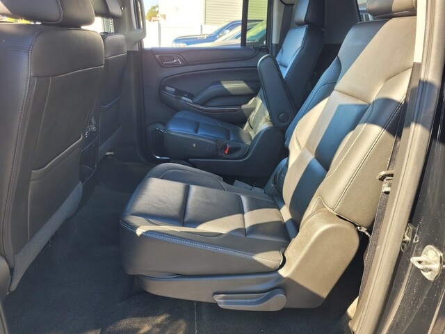 Chevrolet Suburban  2018