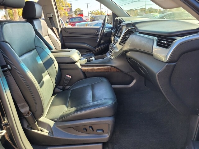 Chevrolet Suburban  2018