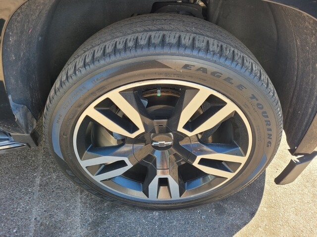 Chevrolet Suburban  2018