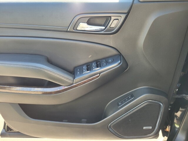 Chevrolet Suburban  2018