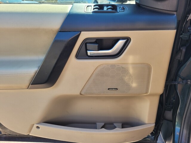 Land Rover LR2  2014