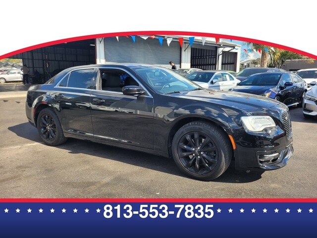 2018 Chrysler 300 Touring
