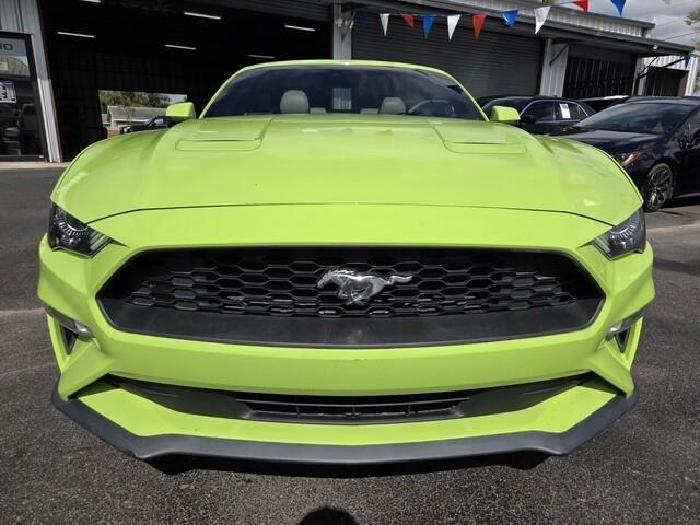 Ford Mustang  2020