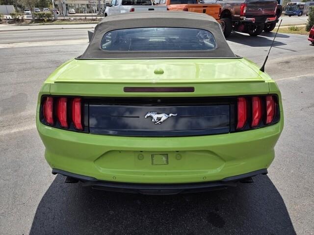 Ford Mustang  2020